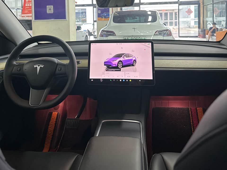 Tesla Model Y Tesla Model Y