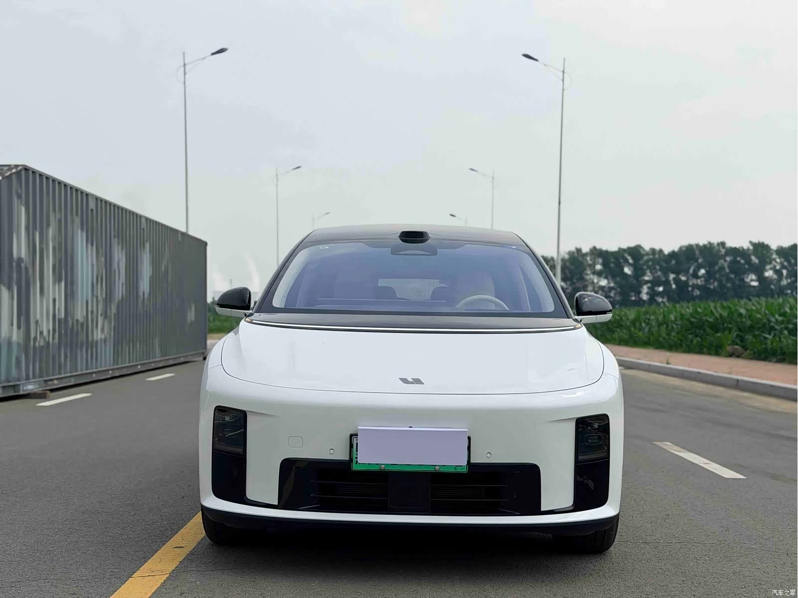 Li Auto i8, 2025 2