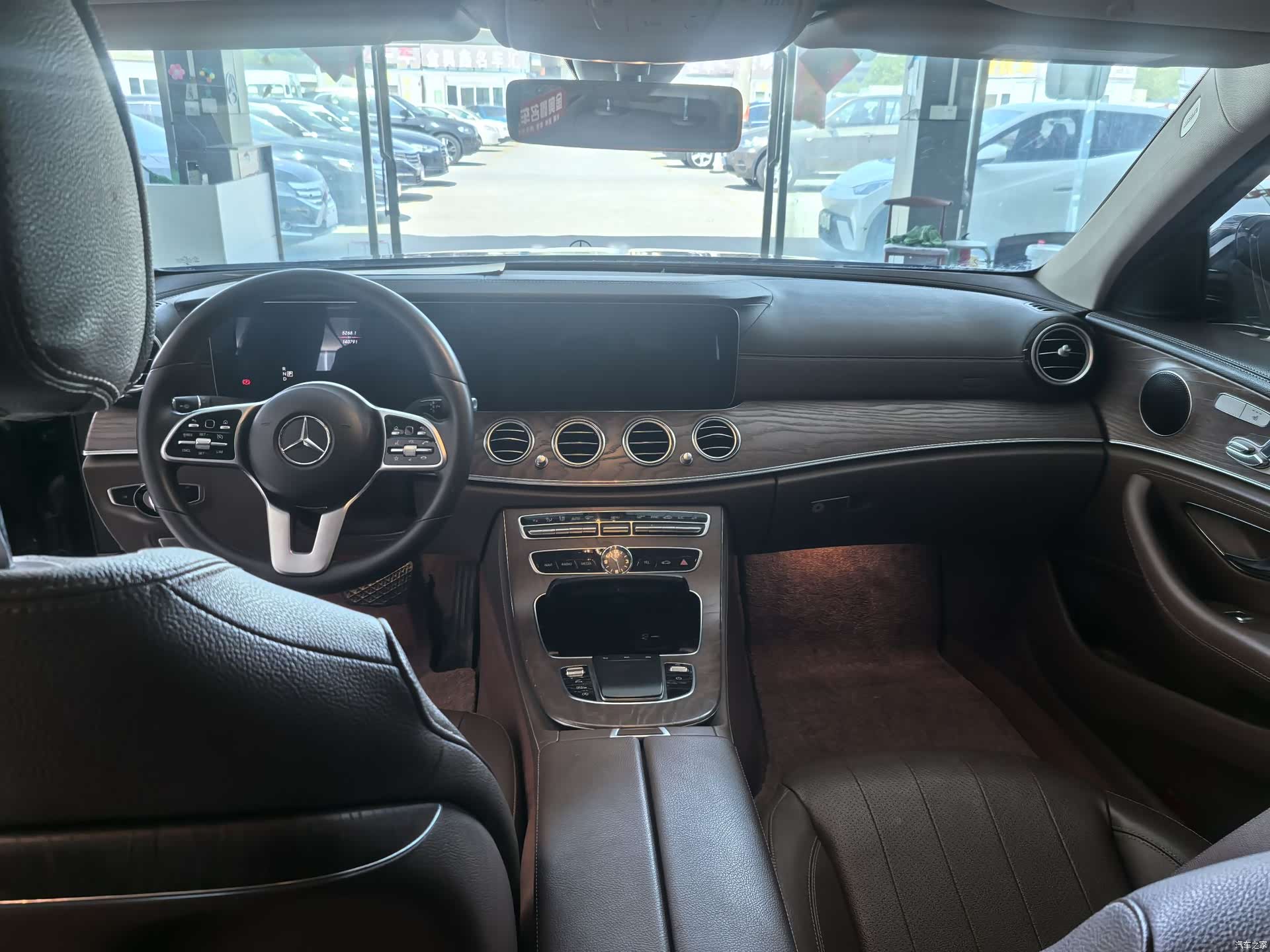 Mercedes-Benz E-Class, 2020 6
