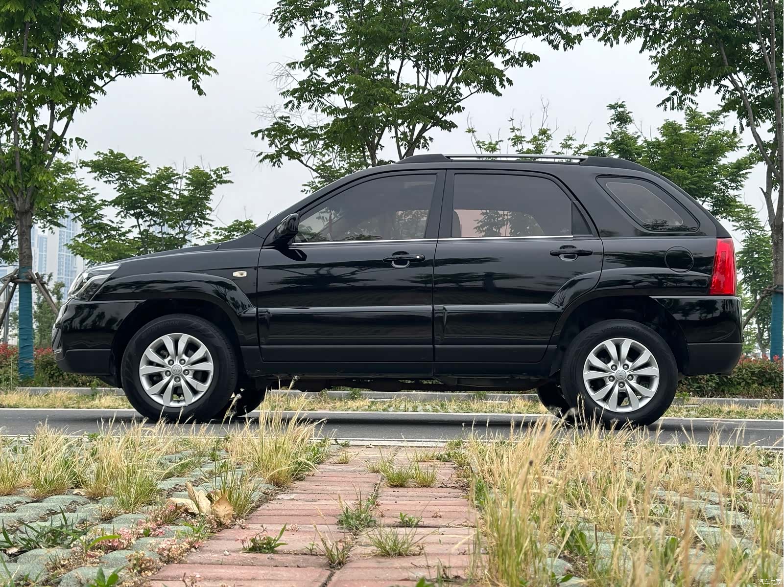 Kia GL, 2015 3