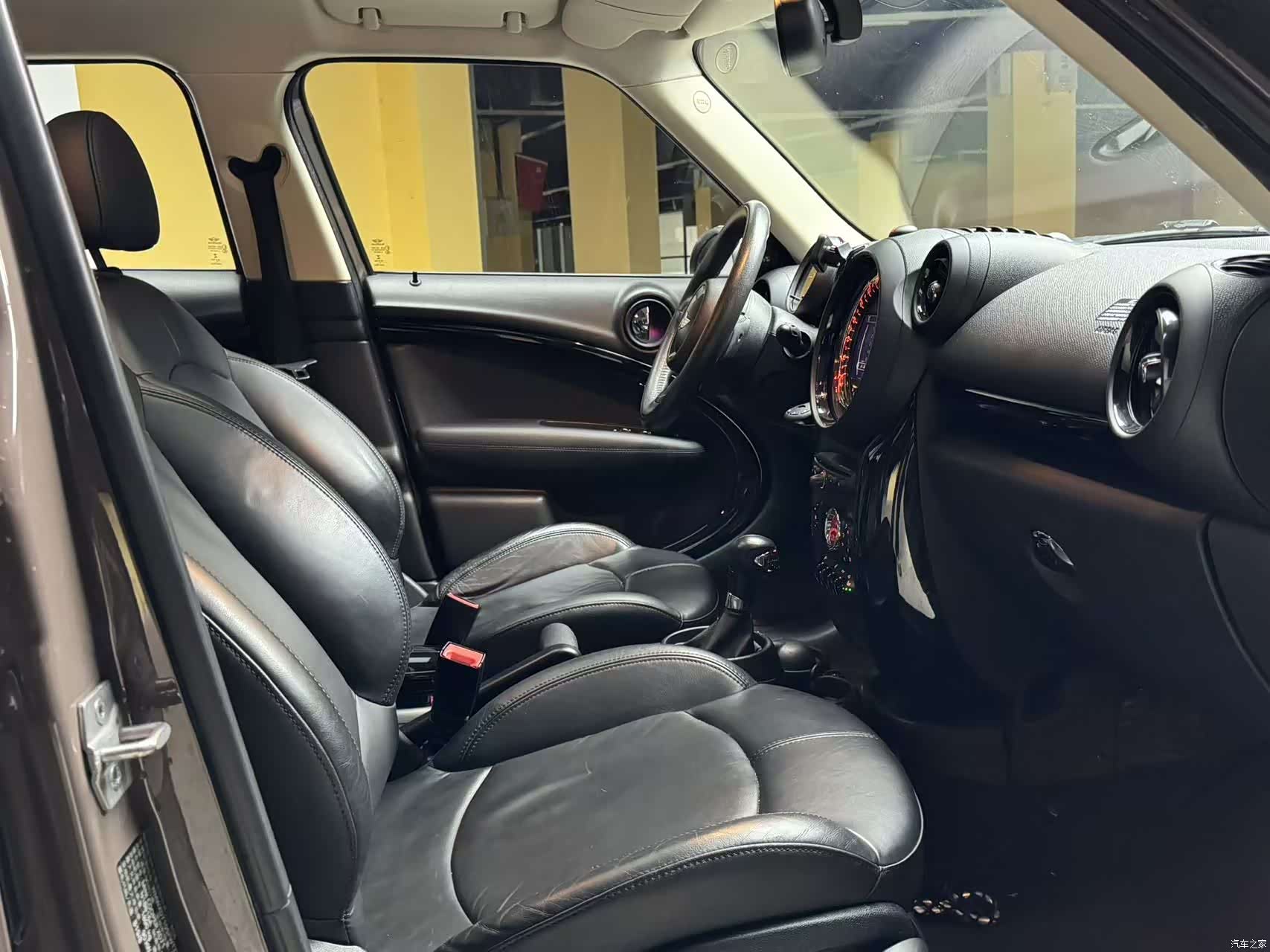 Mini Countryman, 2015 12
