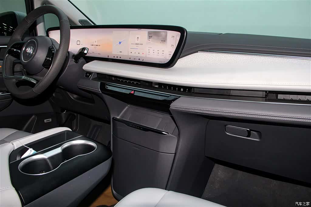 Buick GL8, 2025 24