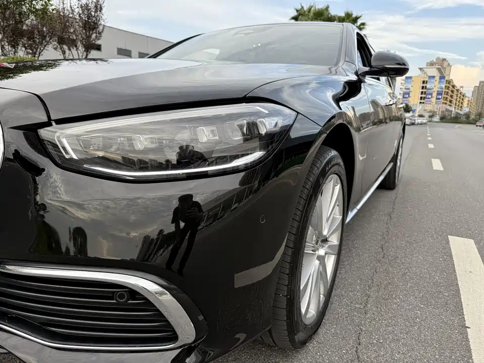 Mercedes-Benz S-class