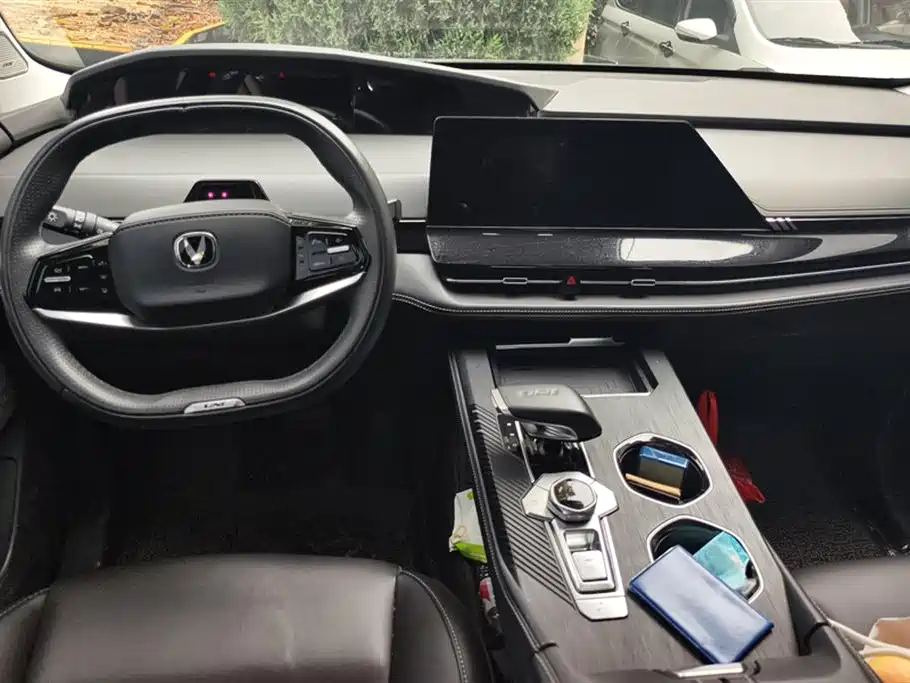 Changan UNI-K Smart iDD