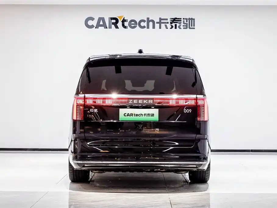 Zeekr 009