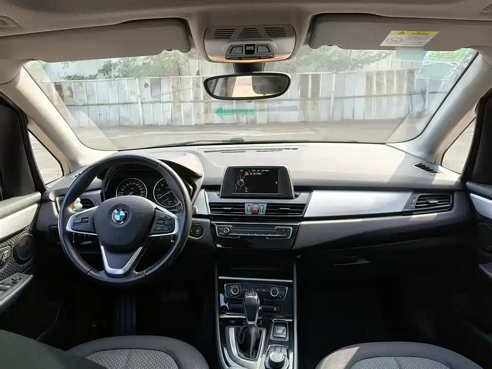 BMW 2 series station wagon