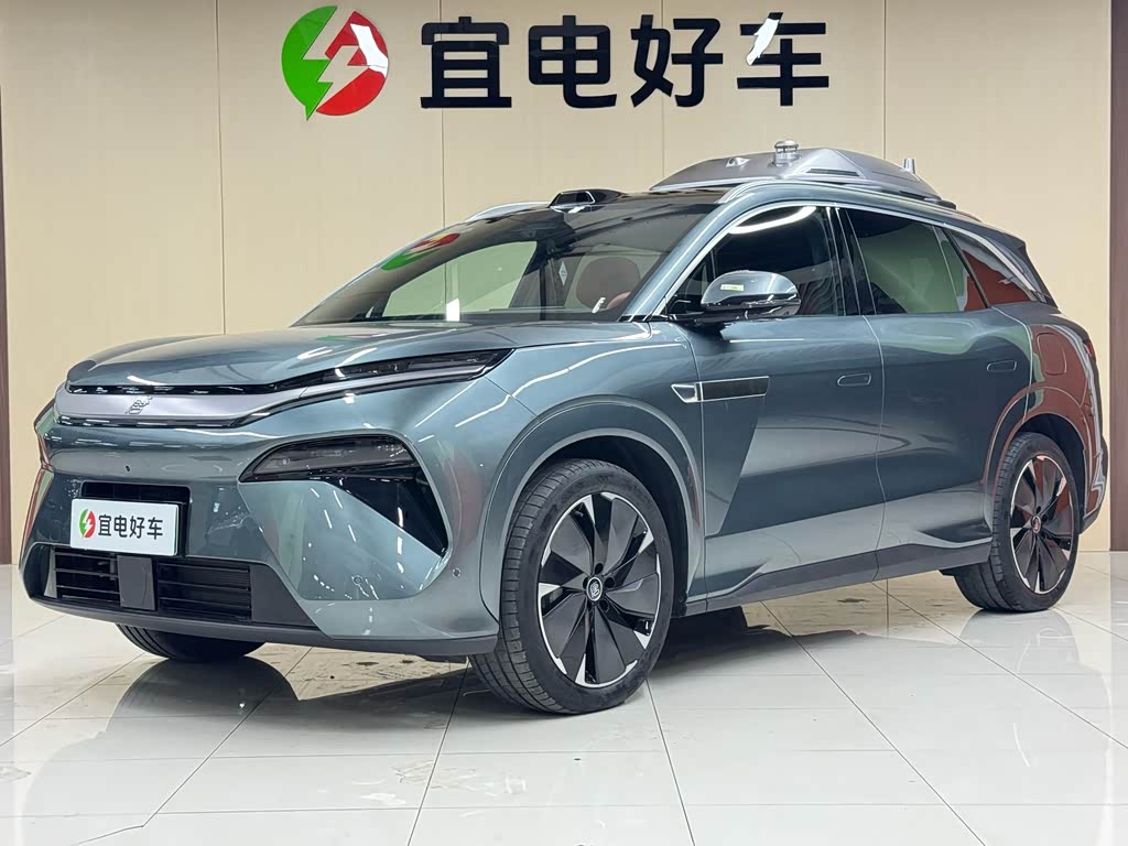 BYD Tang L L 2025 DM 175KM