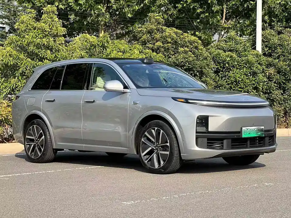 Li Auto Ideal L8