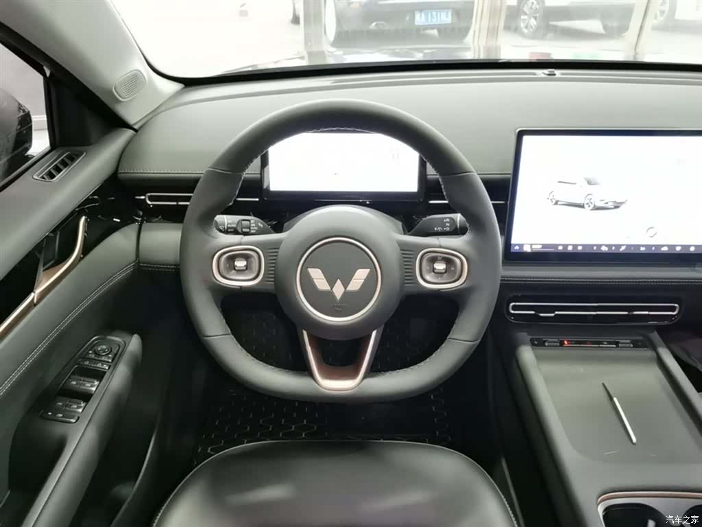 Wuling Starlight, 2025 11