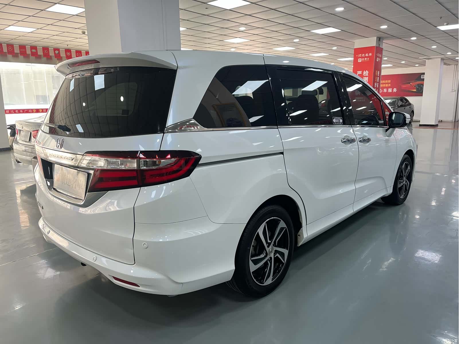 Honda Odyssey, 2017 все фото