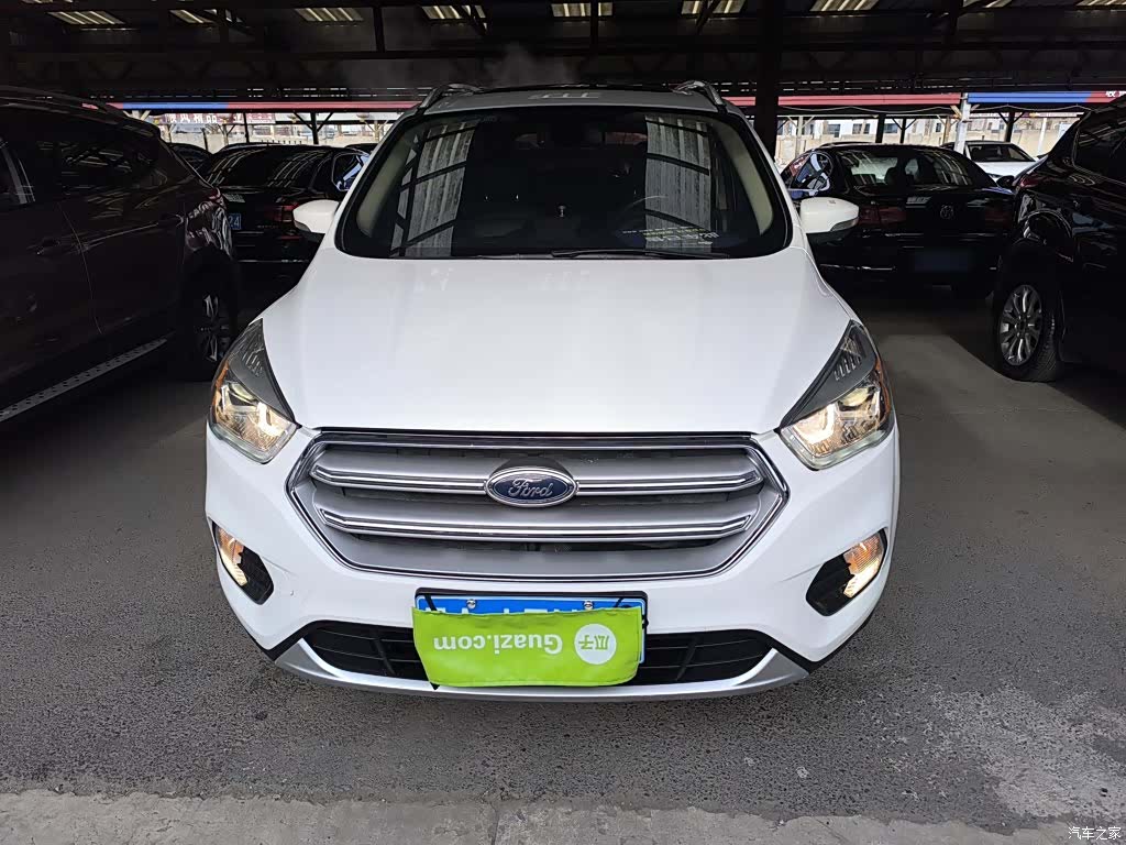 Ford Kuga, 2016 3