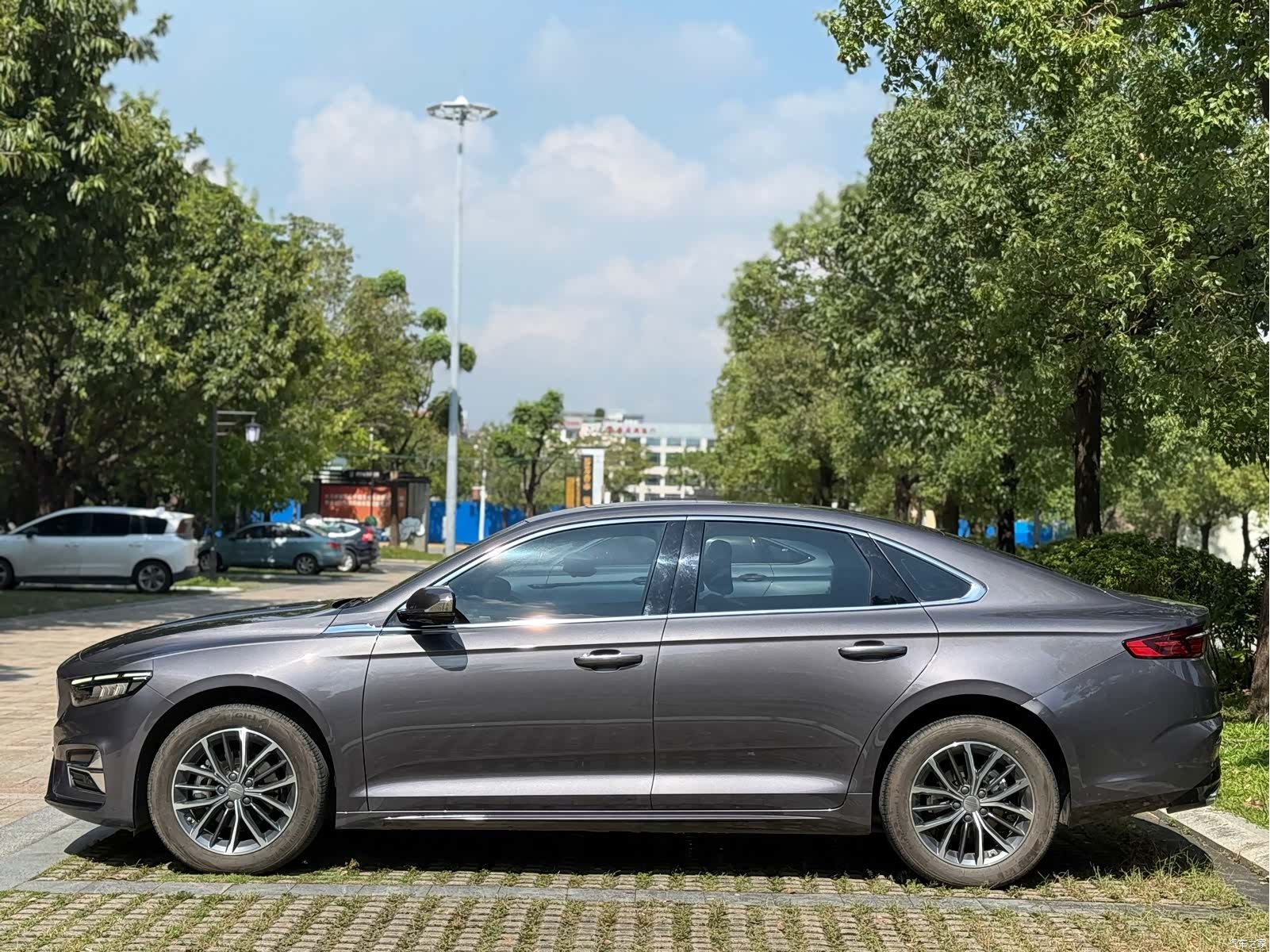 Geely Preface, 2024 7