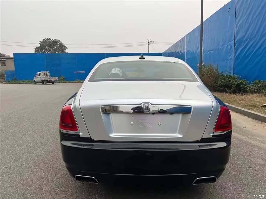 Rolls-Royce Ghost, 2012 4