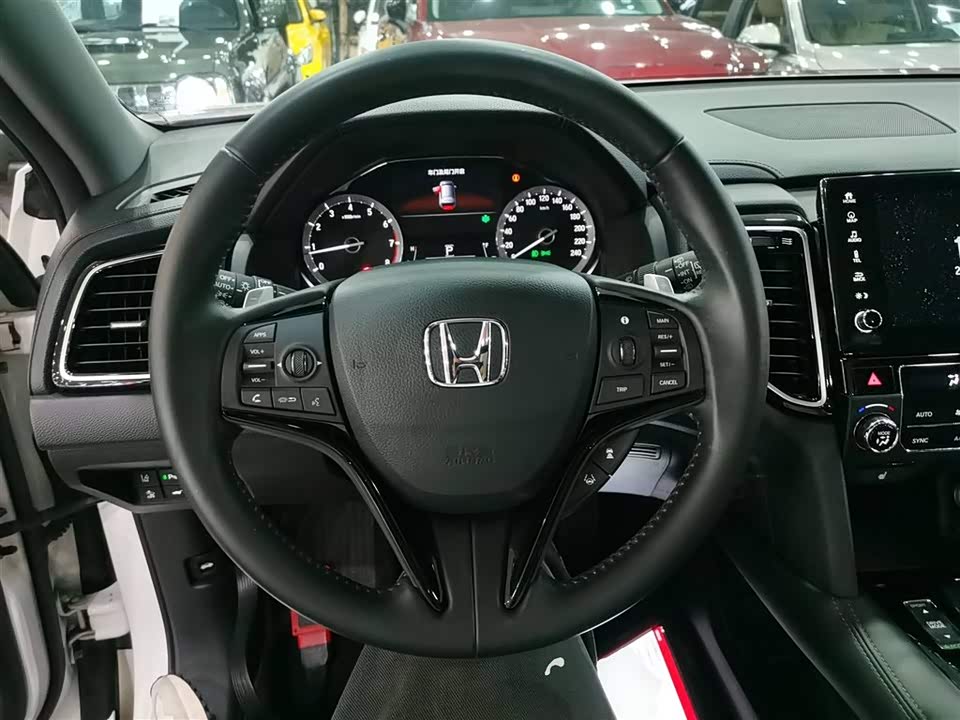 Honda UR-V Honda UR-V