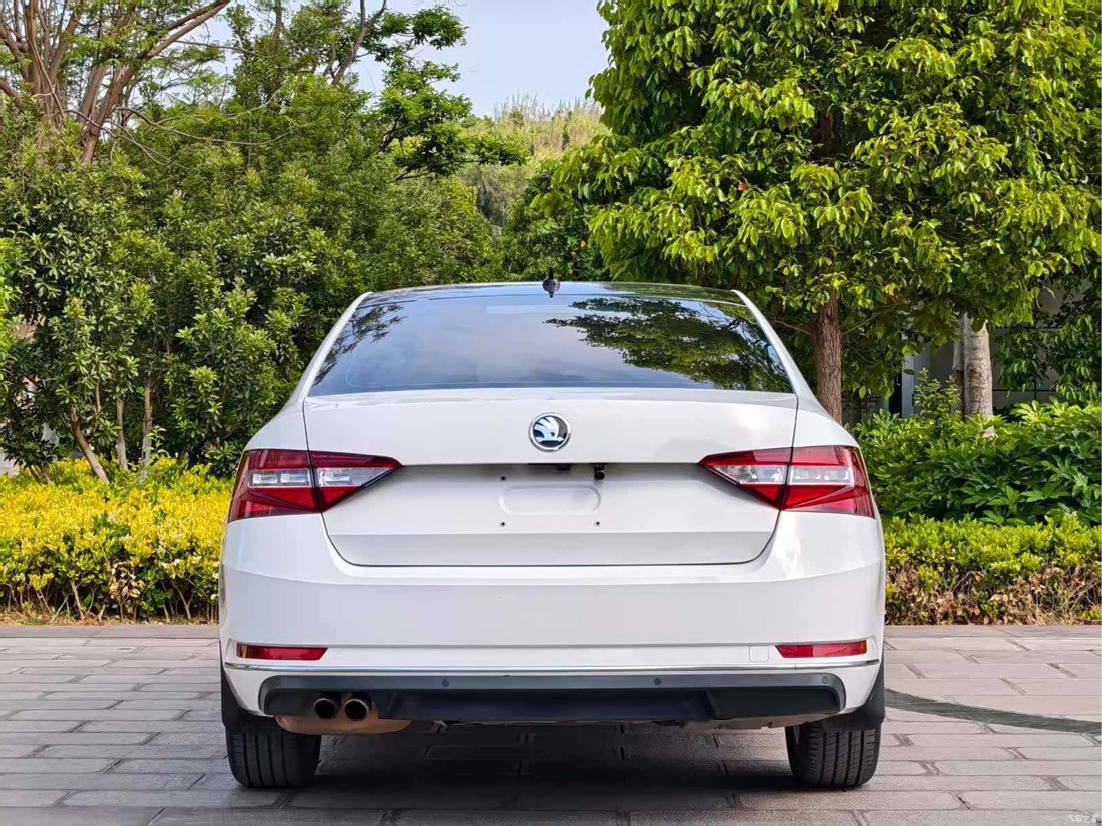 Skoda Superb, 2019 6