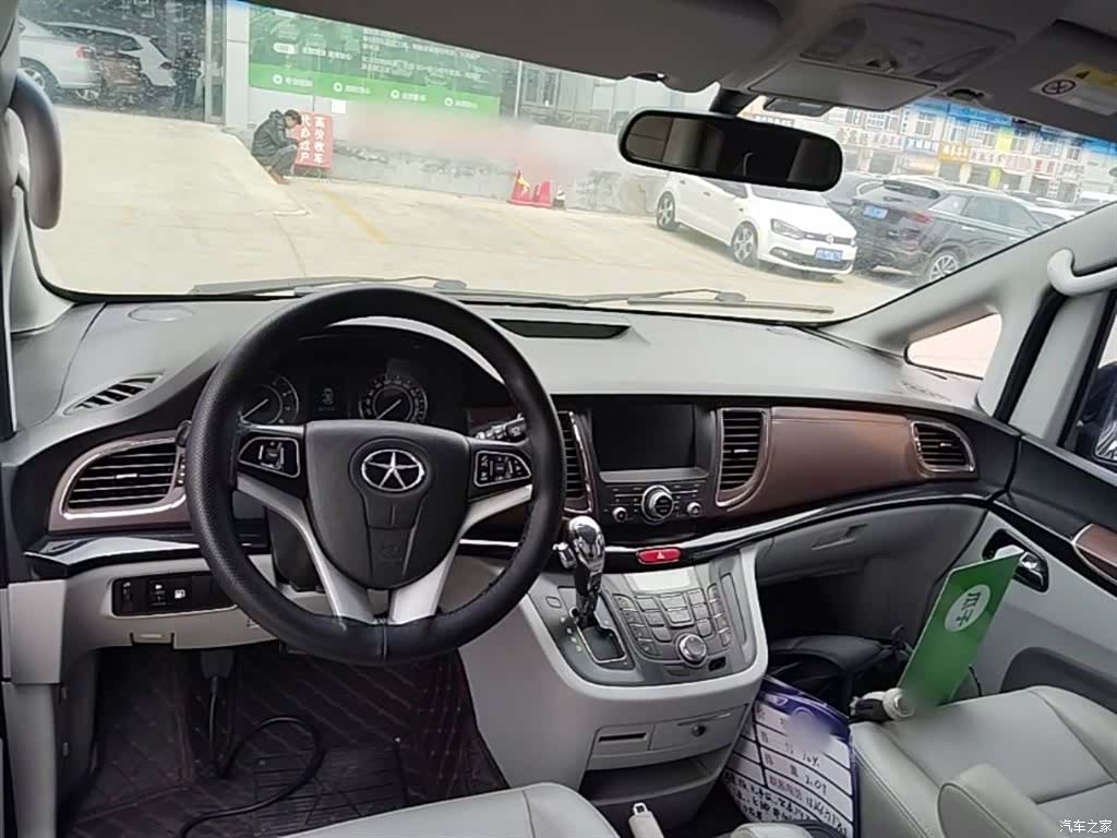 JAC M5, 2016 10