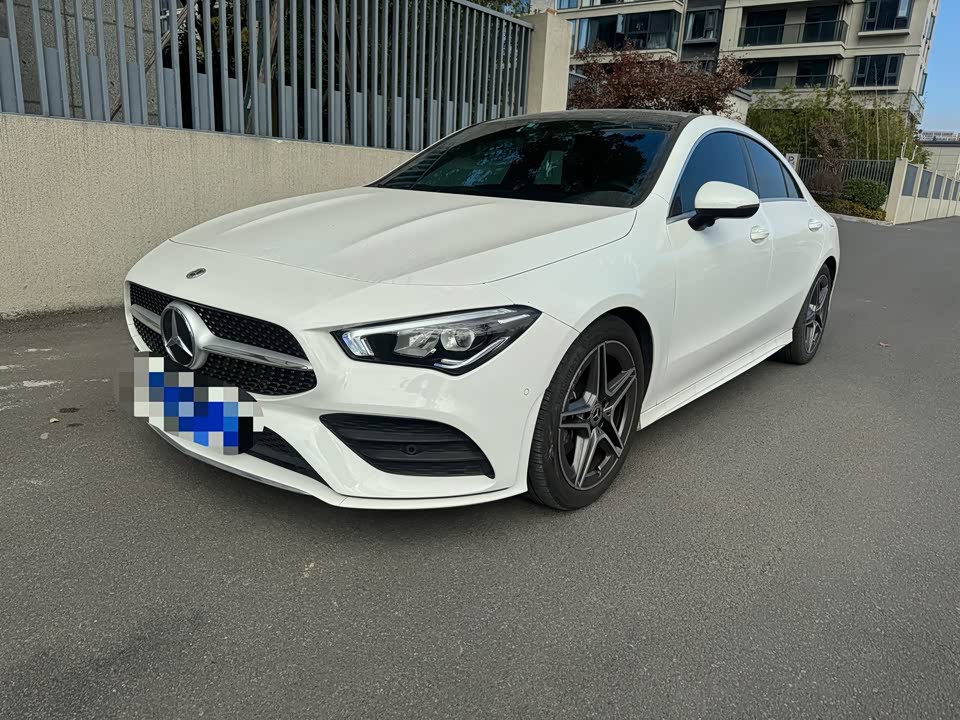 Mercedes-Benz CLA
