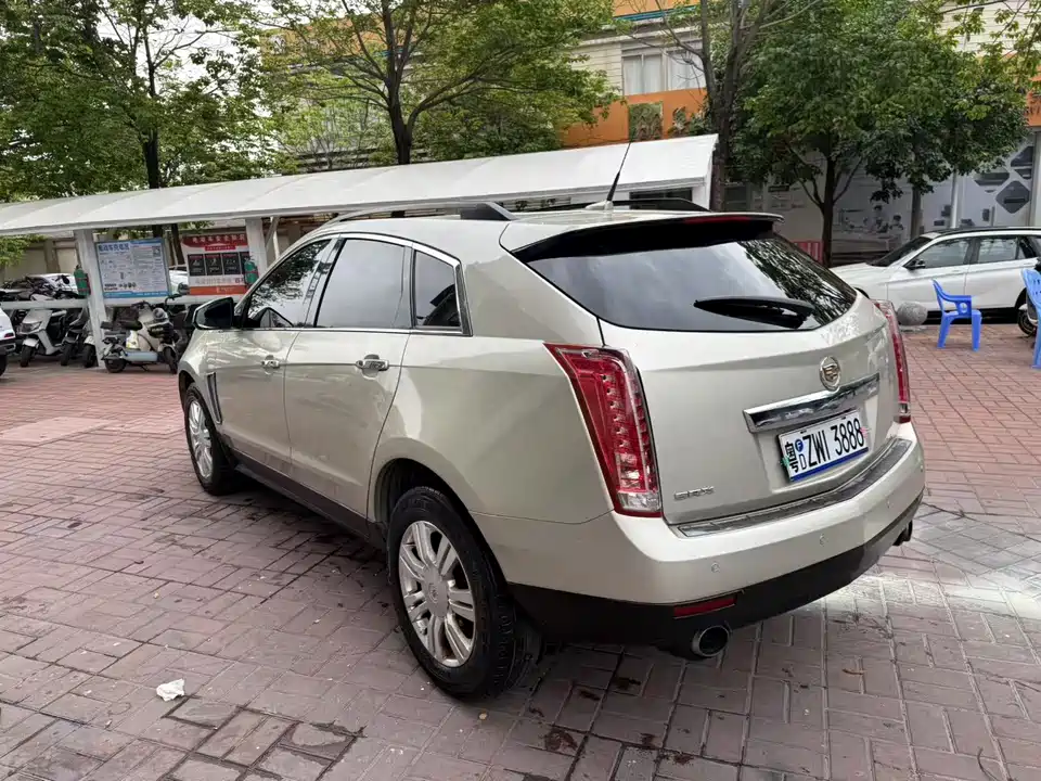 Cadillac SRX