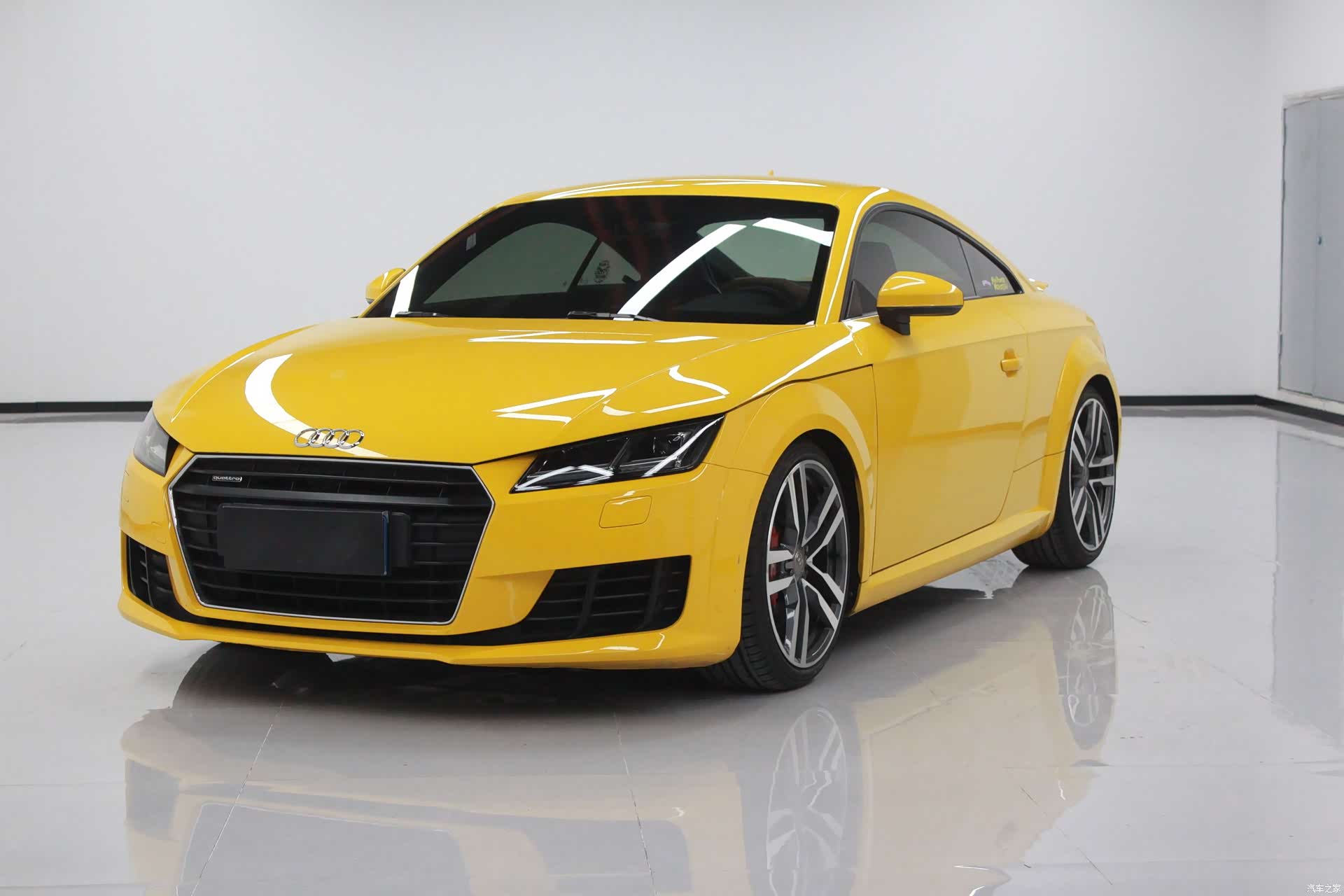 Audi TT, 2015 1