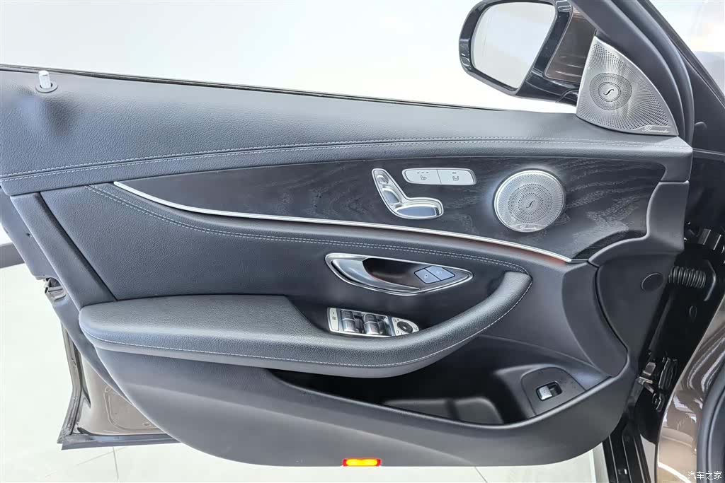 Mercedes-Benz E-Class, 2018 6