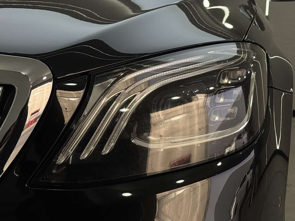 Mercedes-Benz Maybach S-class