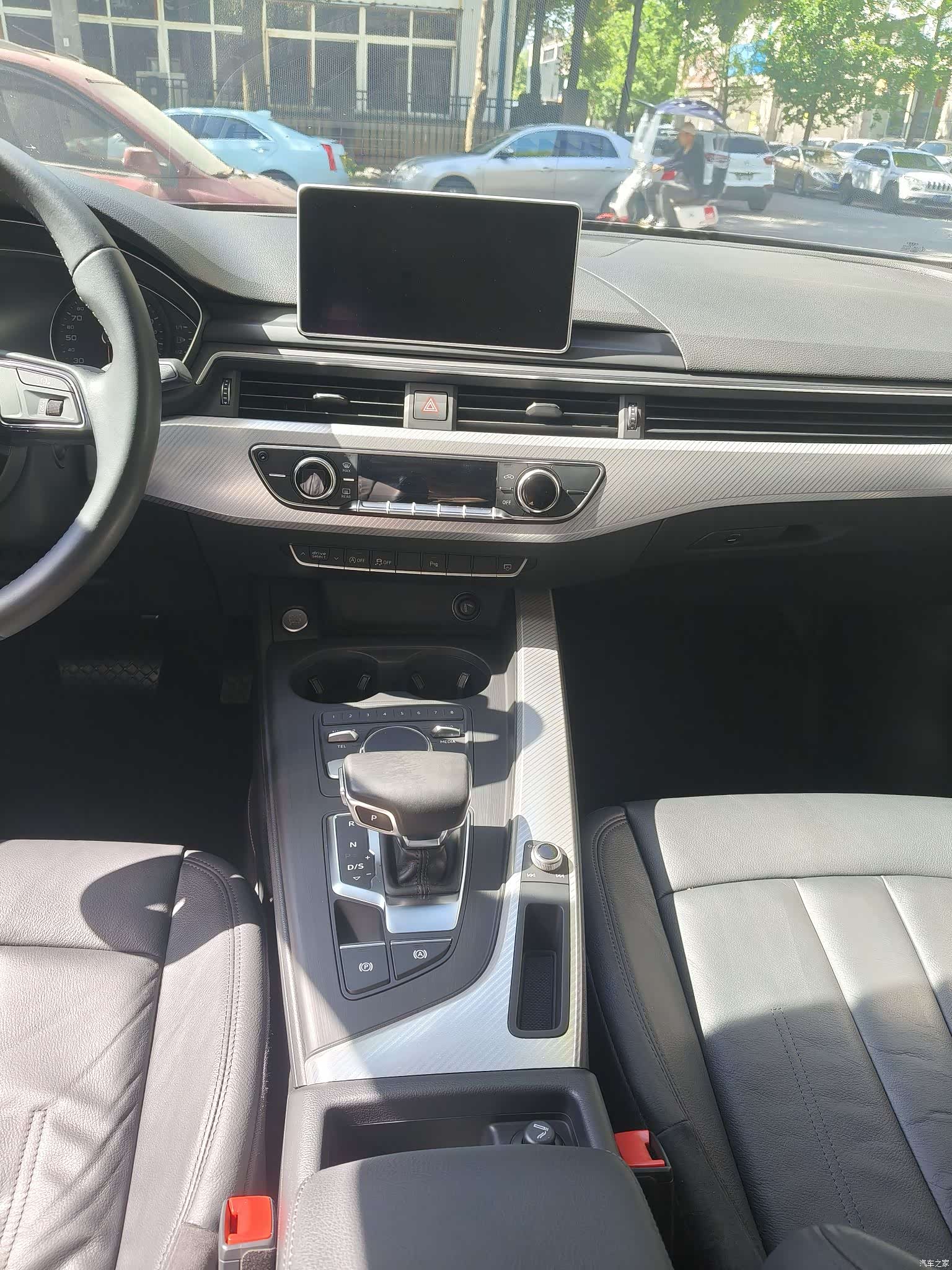 Audi A4L, 2017 13