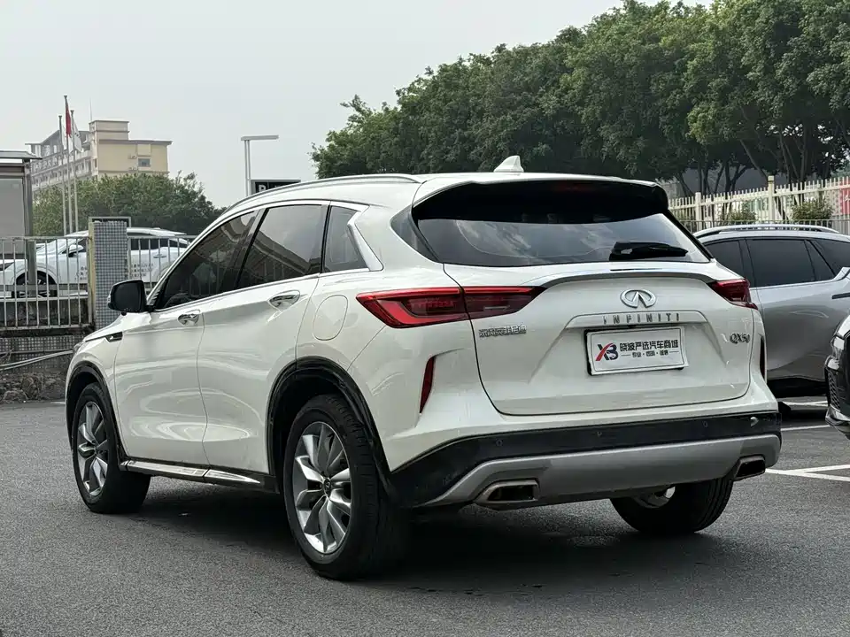 Infiniti QX50