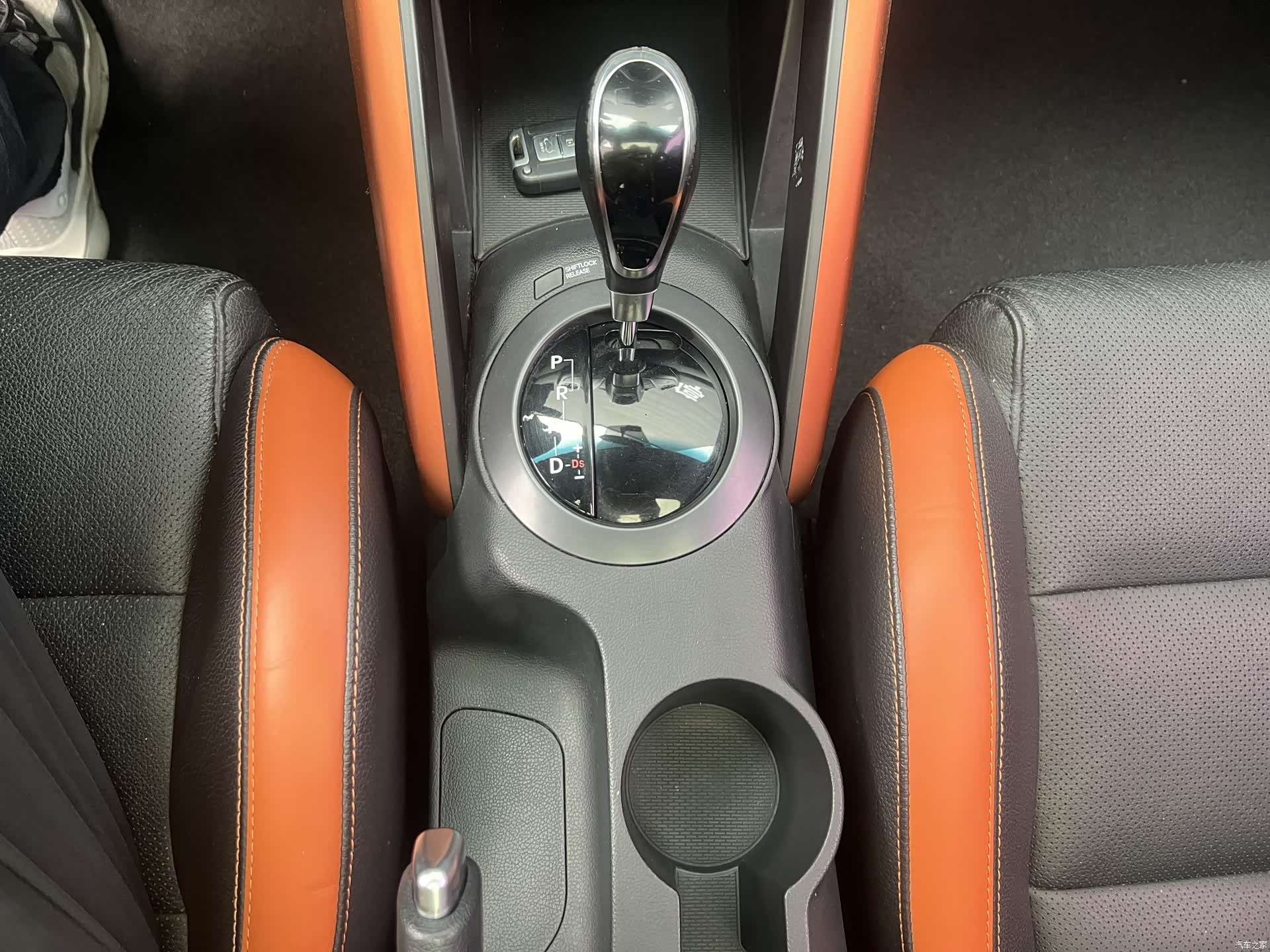 Hyundai Veloster, 2017 17