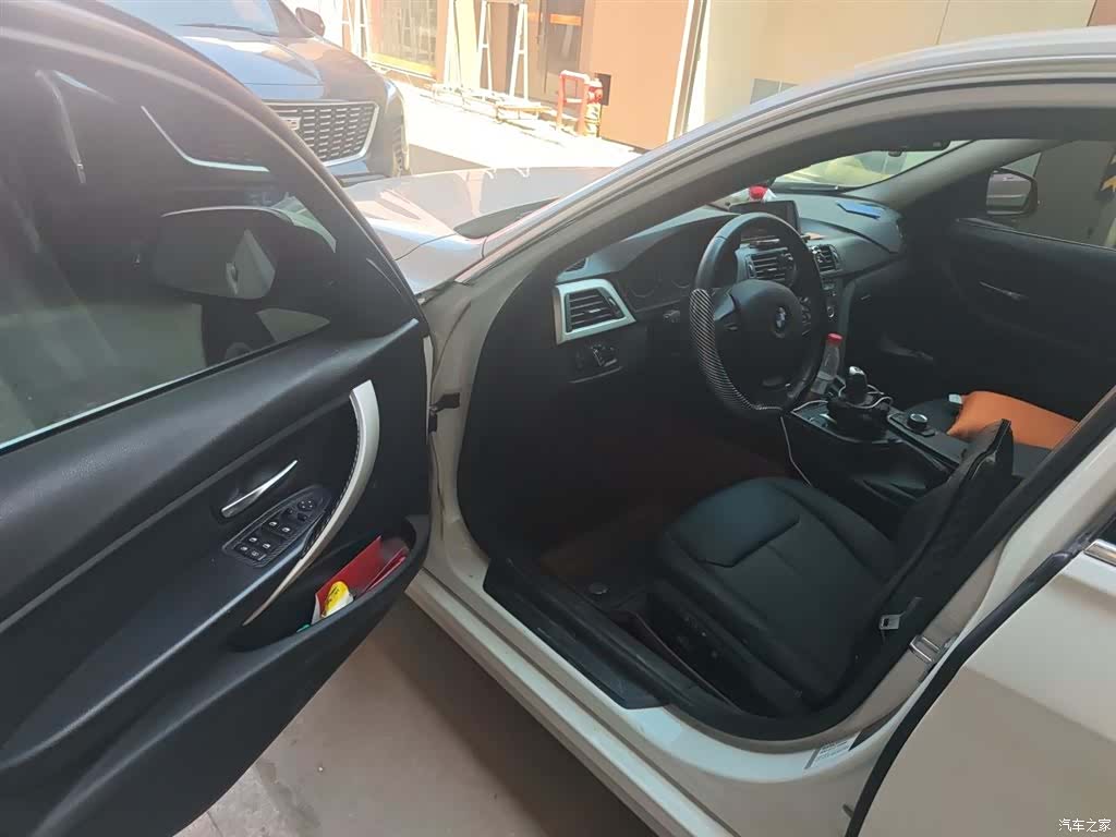 BMW 3 Series, 2015 14