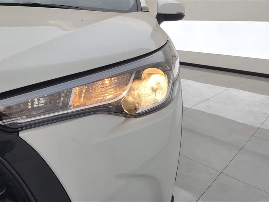 Toyota Corolla Sharp amplifier