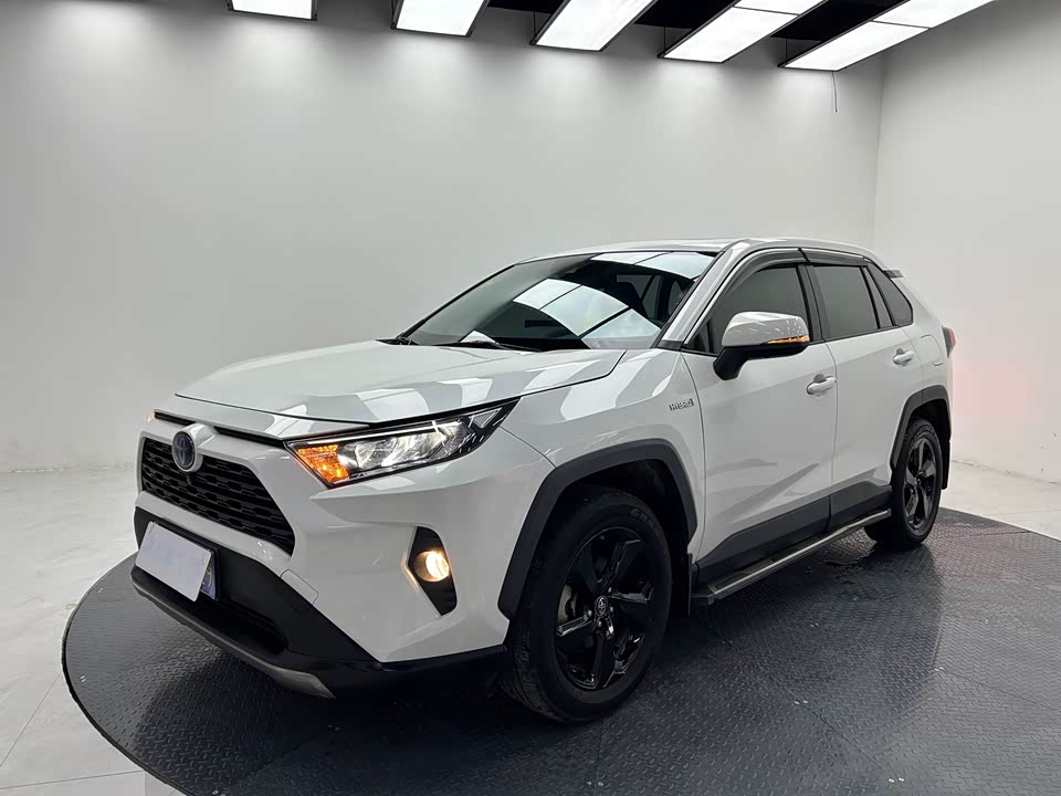 Toyota RAV4 Rongfang