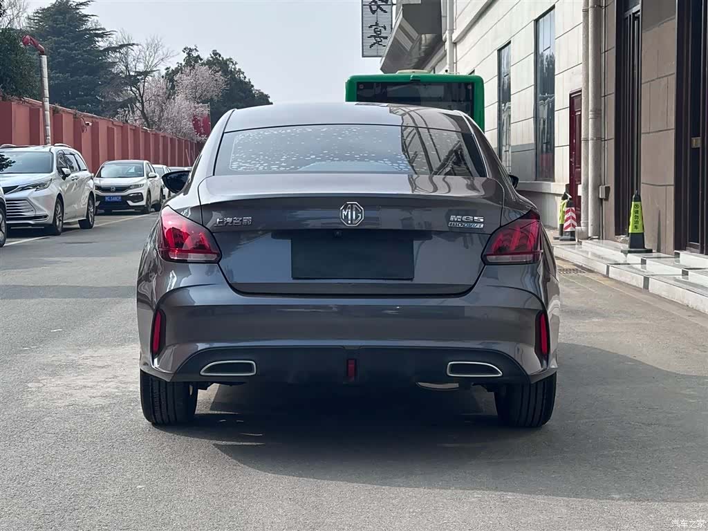 MG MG5, 2024 все фото