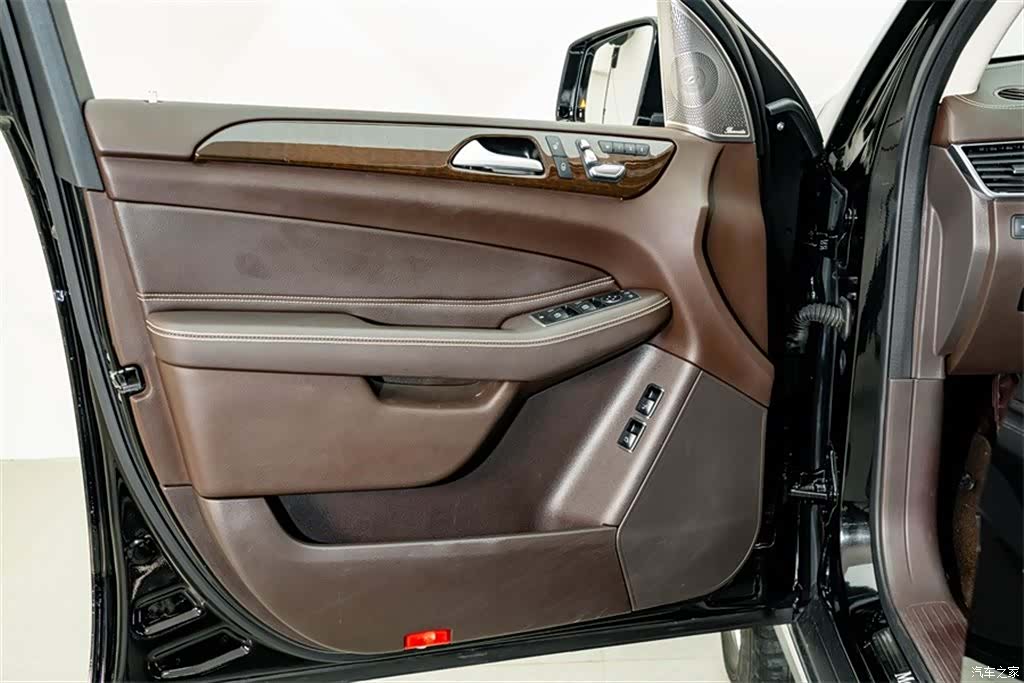 Mercedes-Benz GLS, 2019 18