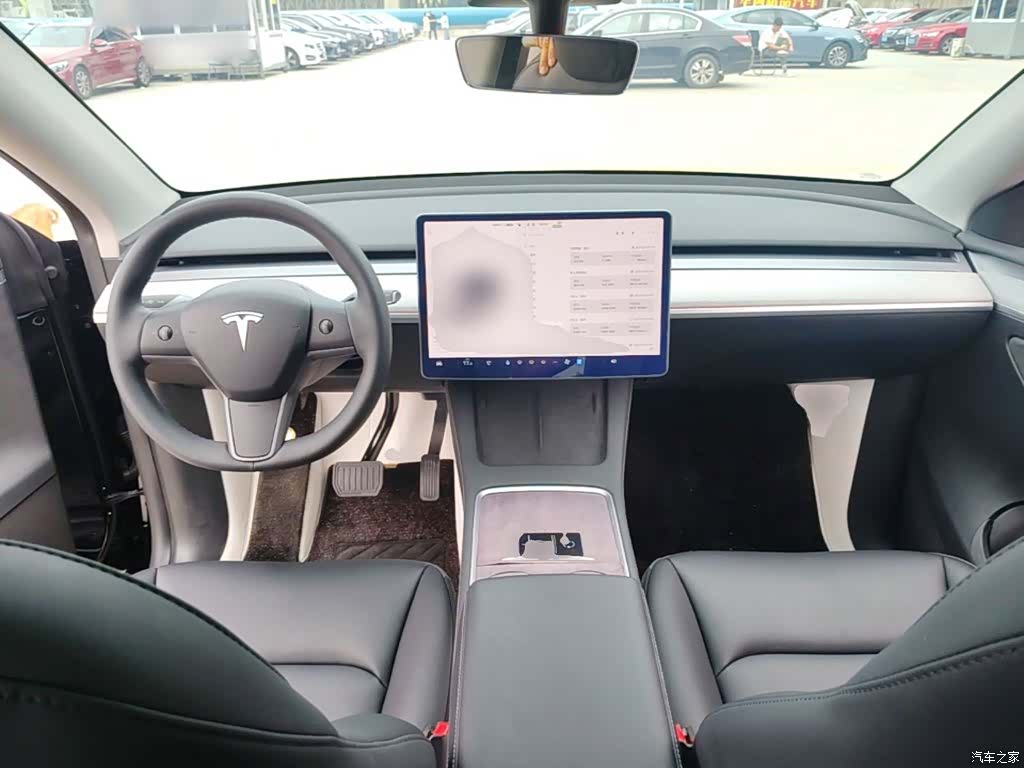 Tesla Model Y, 2024 10