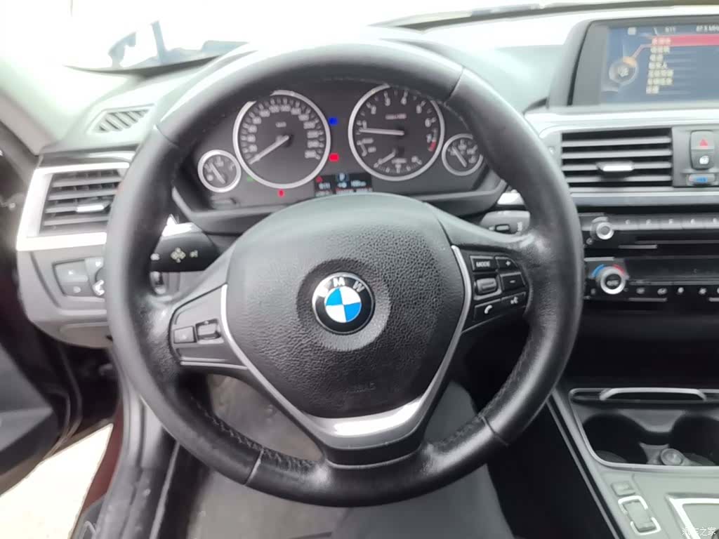 BMW 3 Series, 2016 11