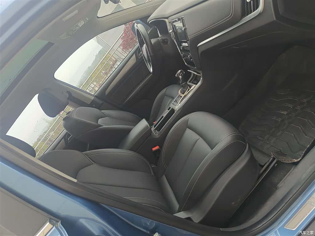 Roewe RX5, 2018 20