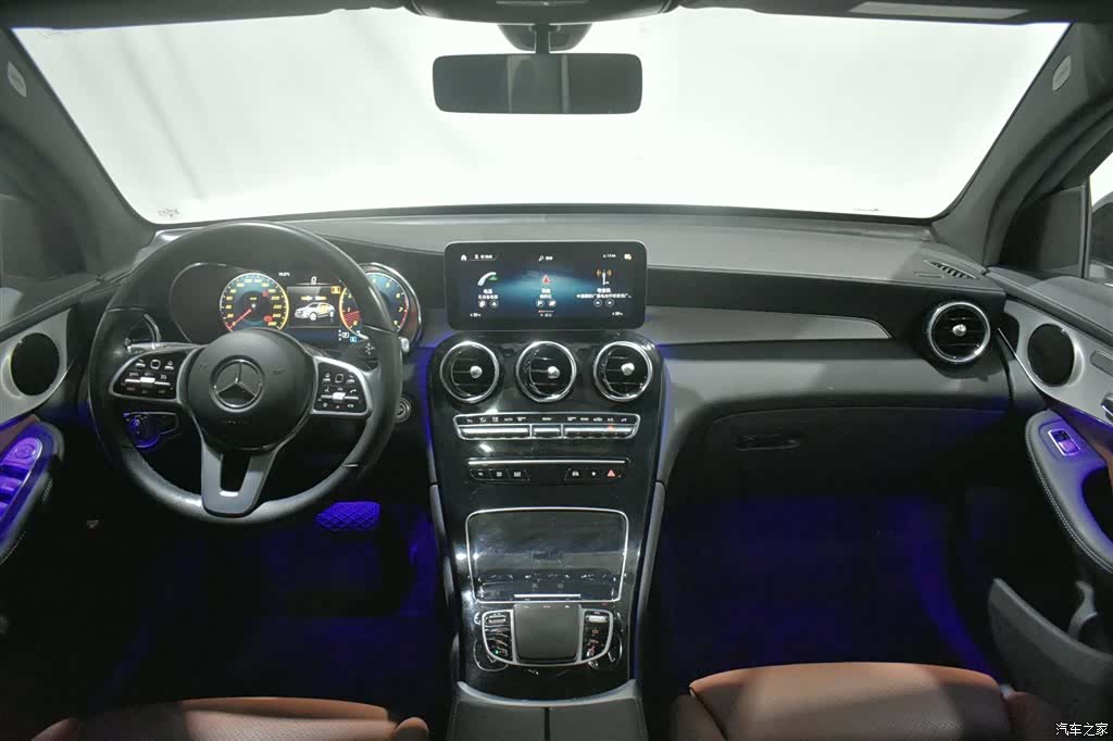 Mercedes-Benz GLC, 2022 все фото
