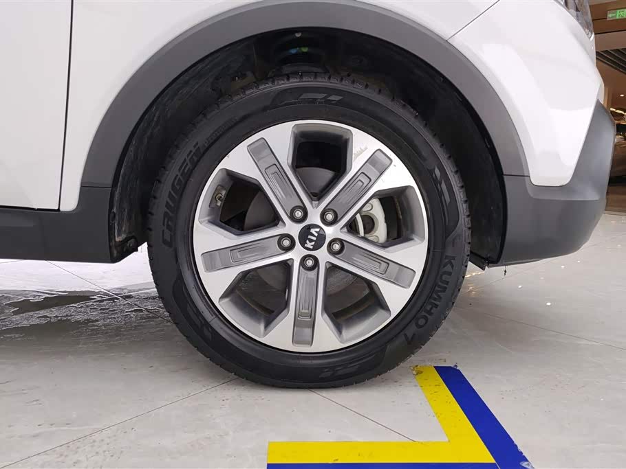 Kia Smart running Kia Smart running