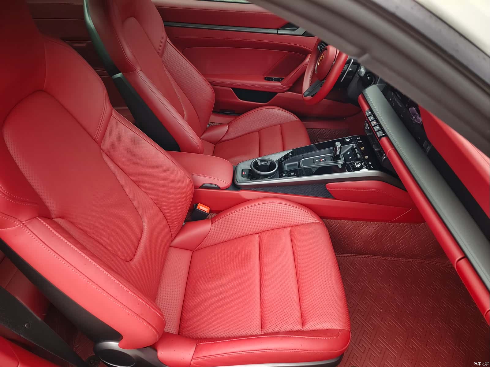 Porsche 911, 2024 12