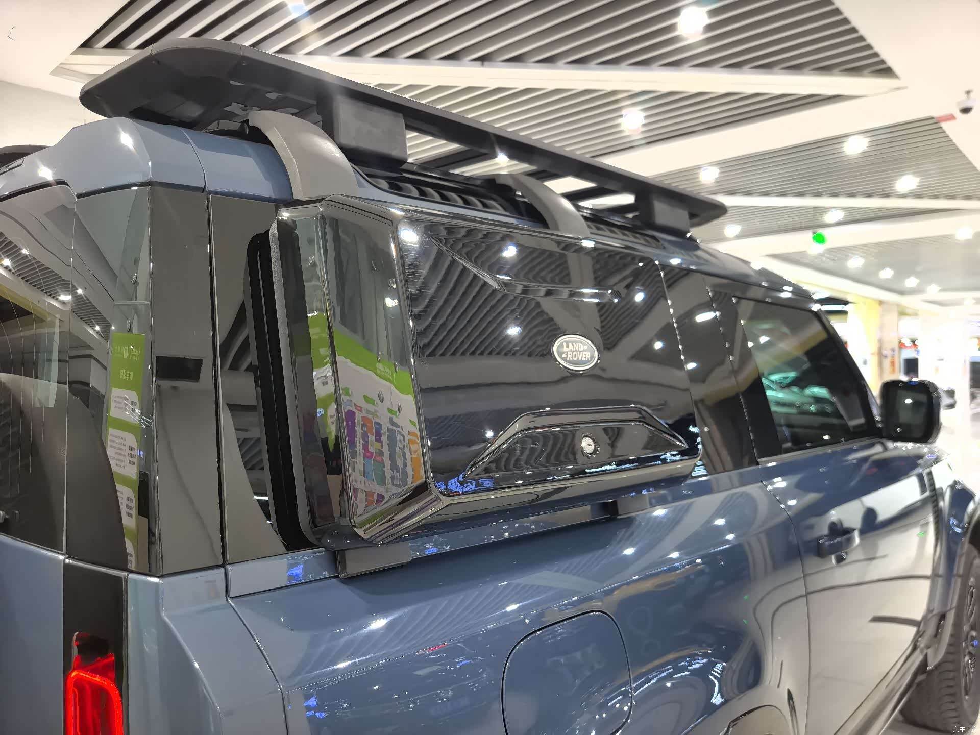 Land Rover Defender, 2022 14