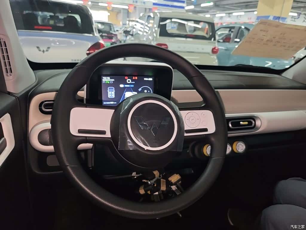 Wuling MINIEV, 2026 10