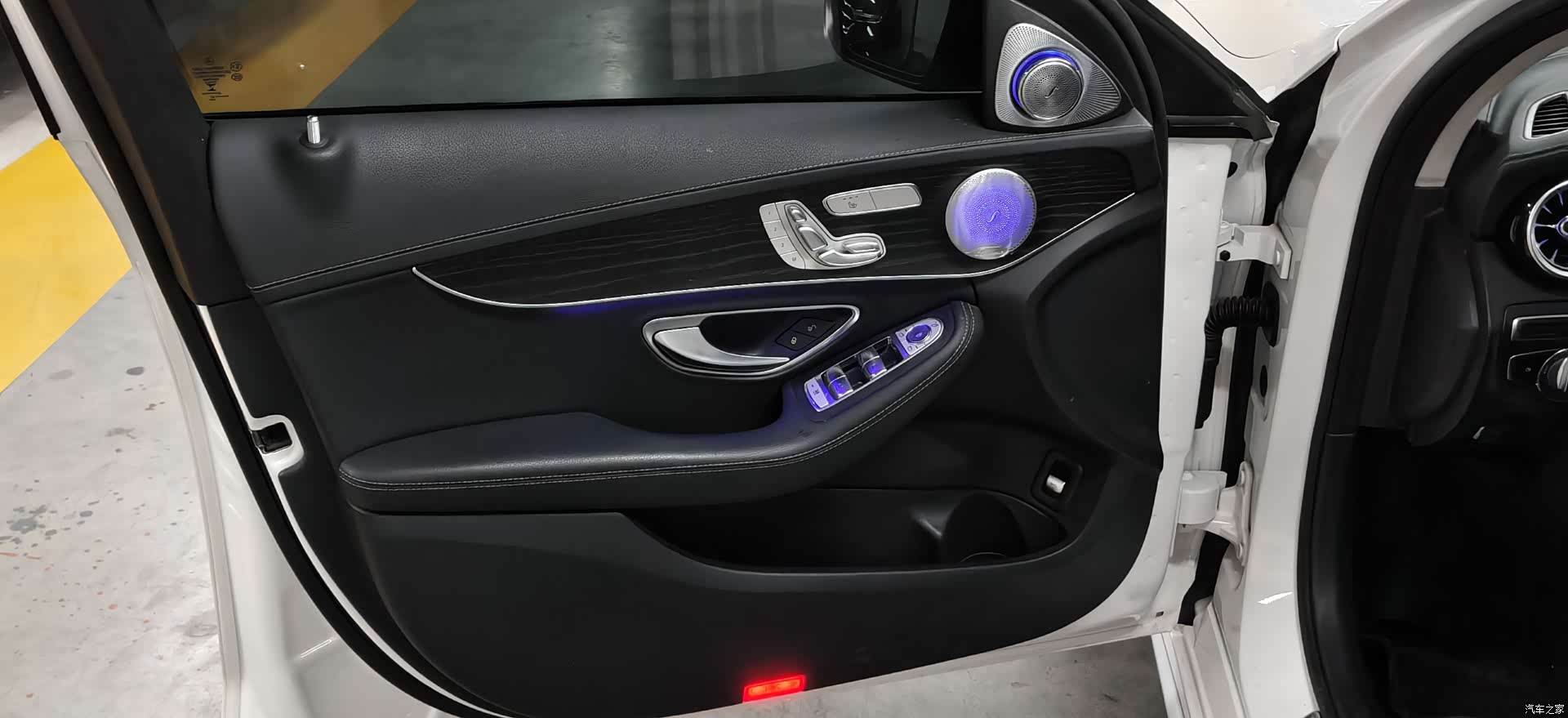 Mercedes-Benz C-Class, 2021 4