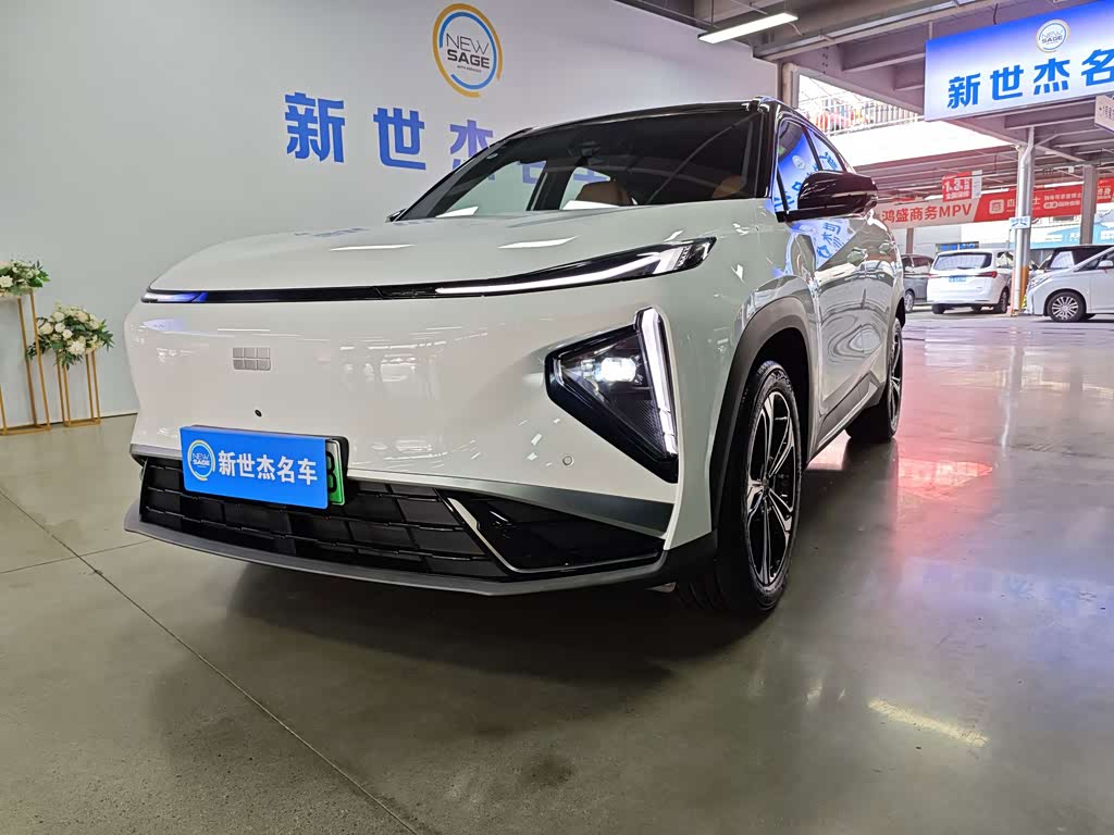 Geely Galaxy L7