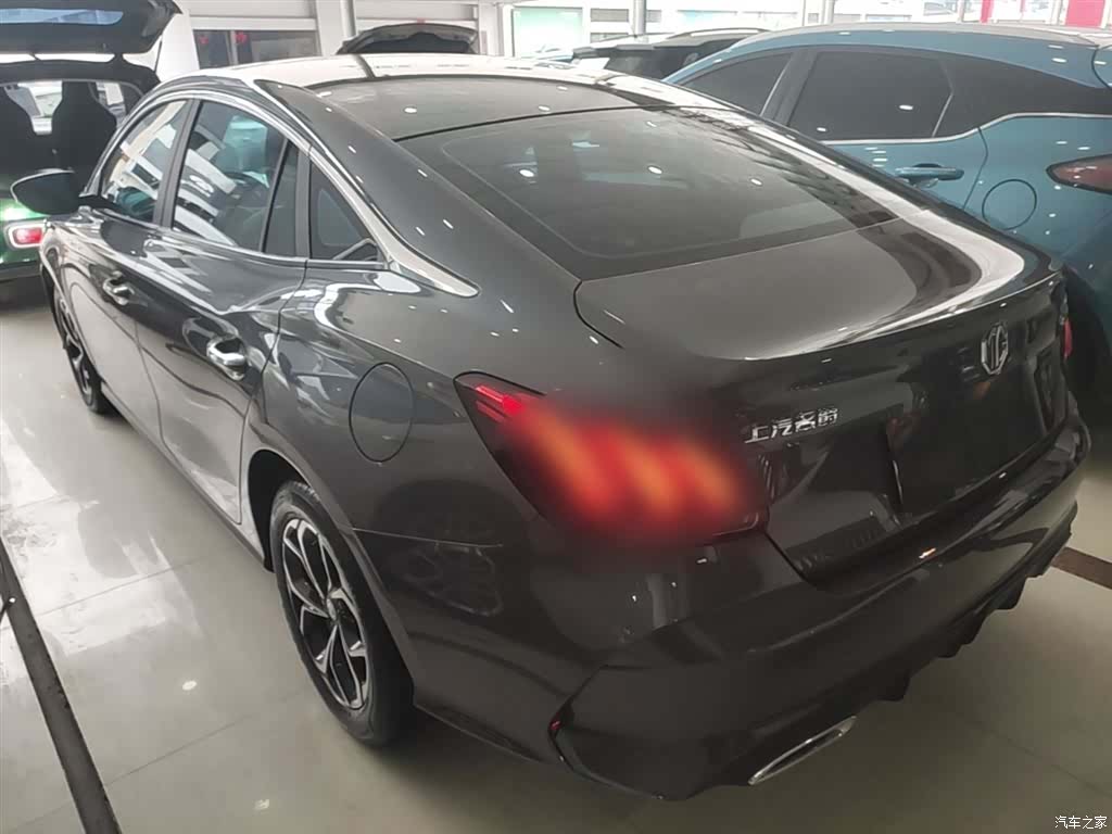 MG MG5, 2021 все фото