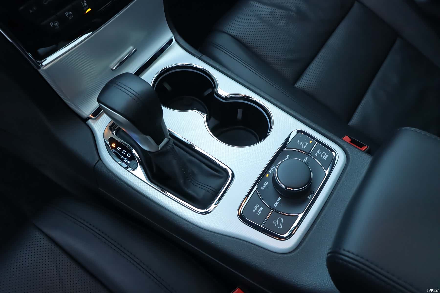 Jeep Grand Cherokee, 2022 11