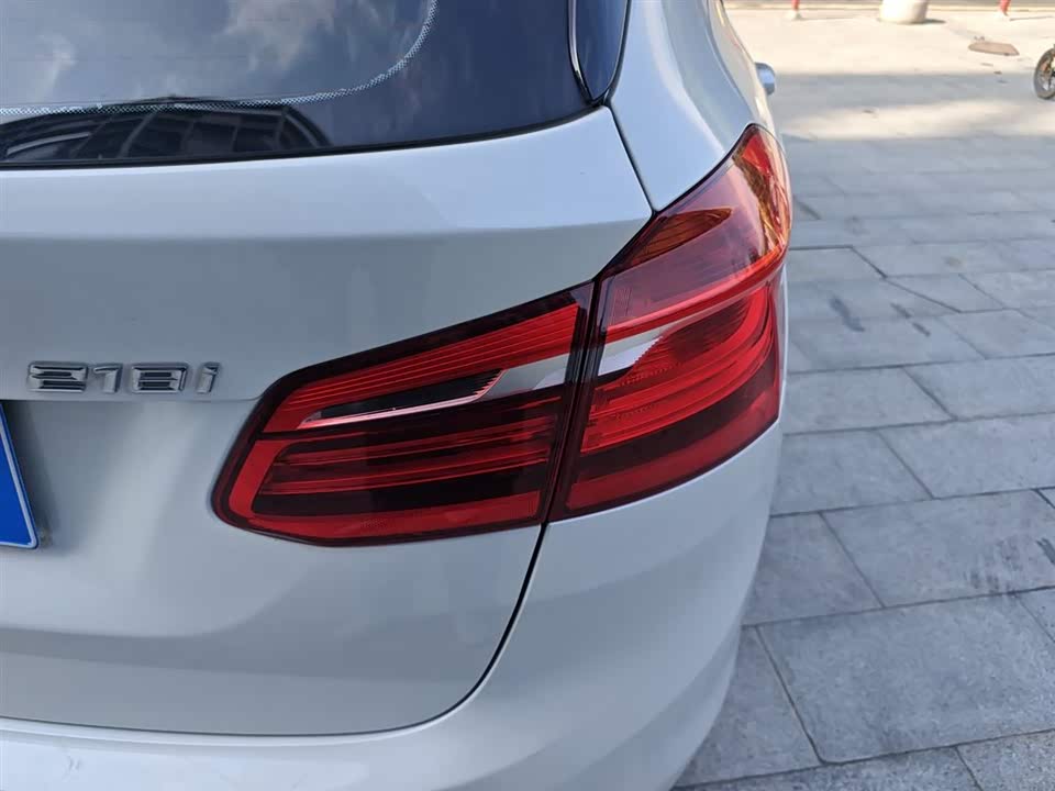 BMW 2 series station wagon