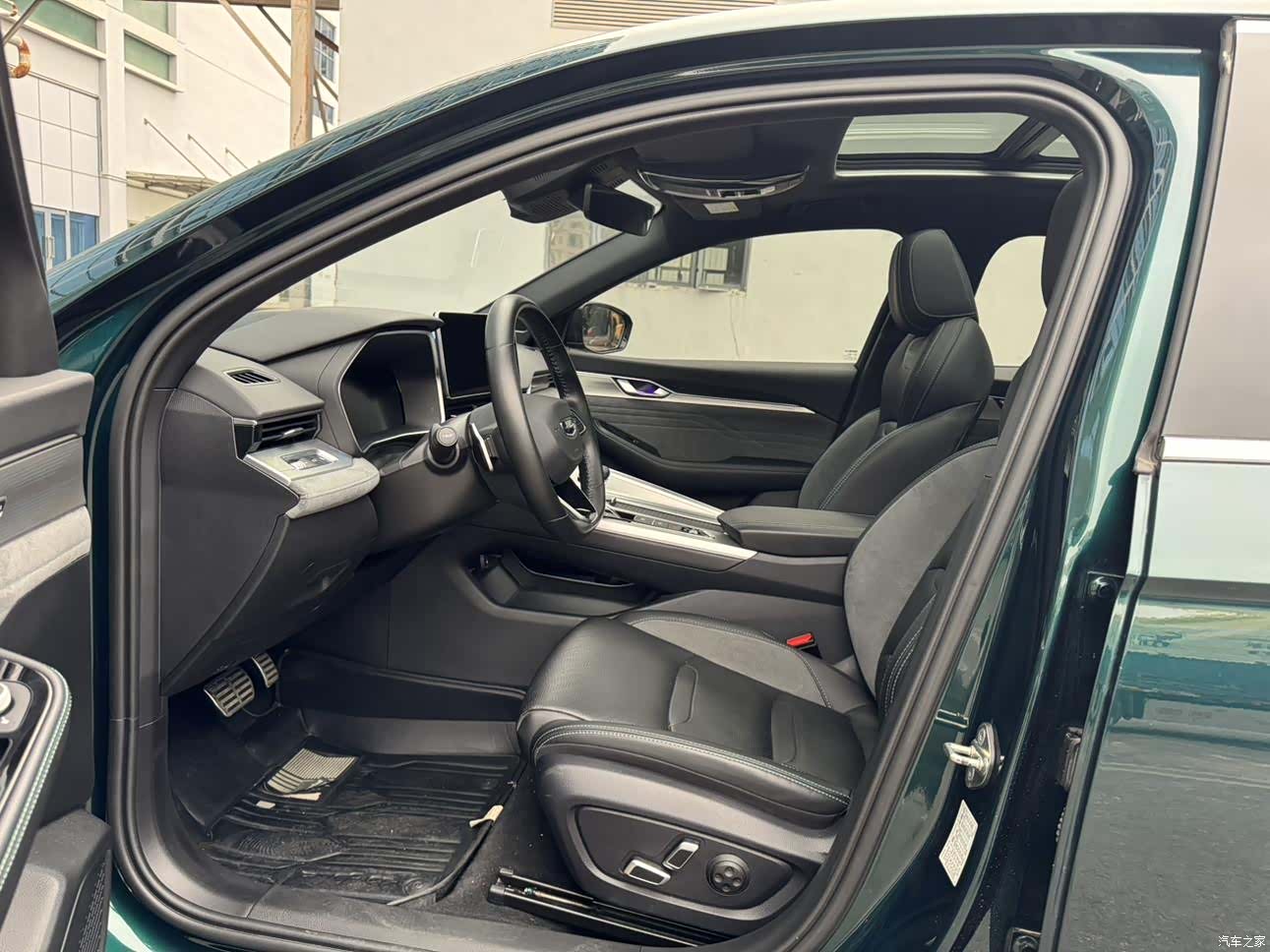 Geely Preface, 2022 4