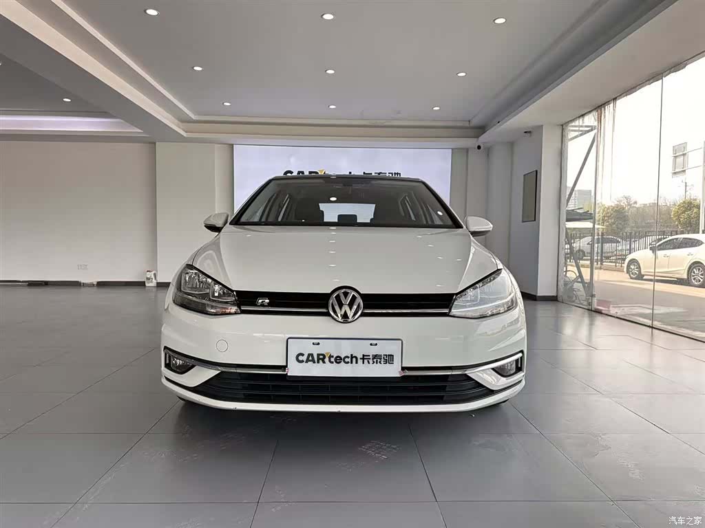 Volkswagen Golf, 2019 3