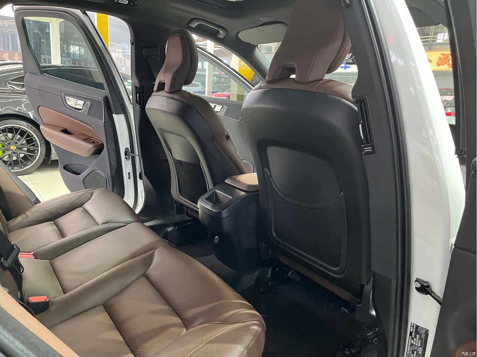 Volvo XC60, 2023 18