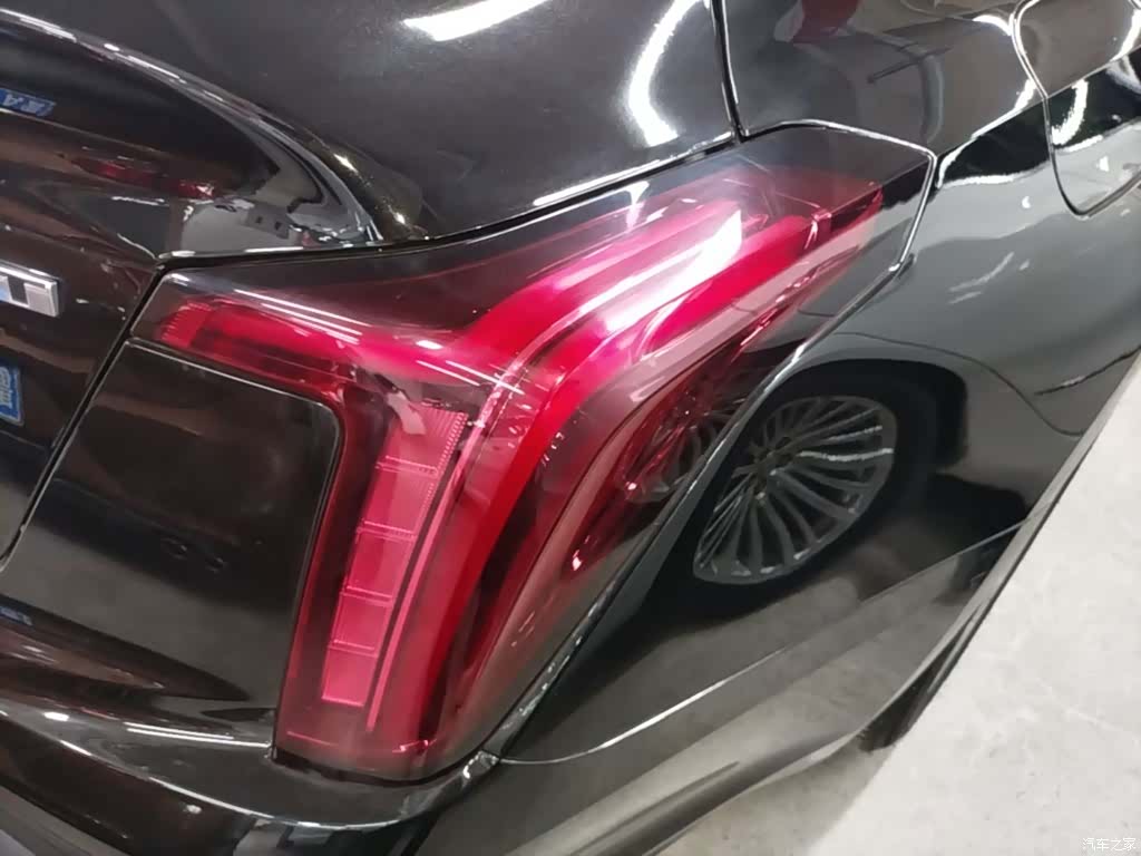 Cadillac CT5, 2023 8